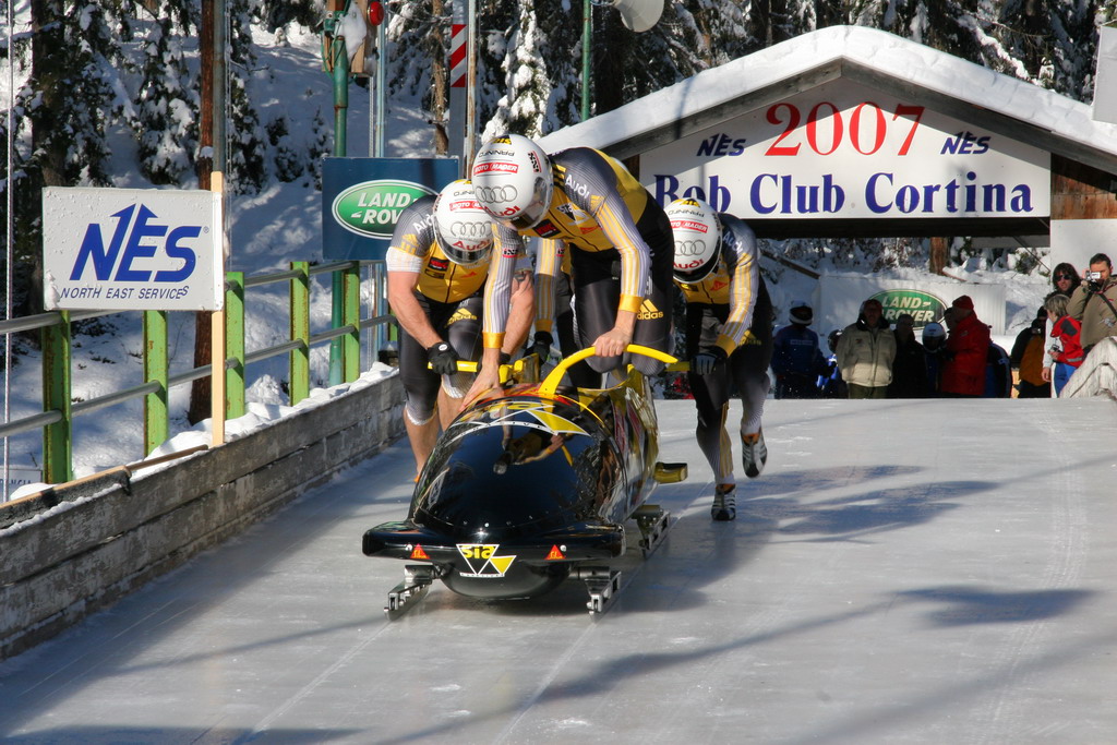 uno per tutti, tutti per uno