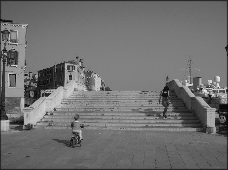 Su e gi� per i ponti...