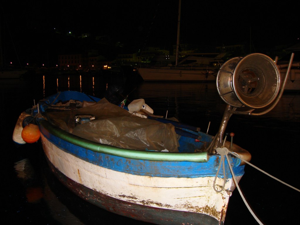 Barca nel buio