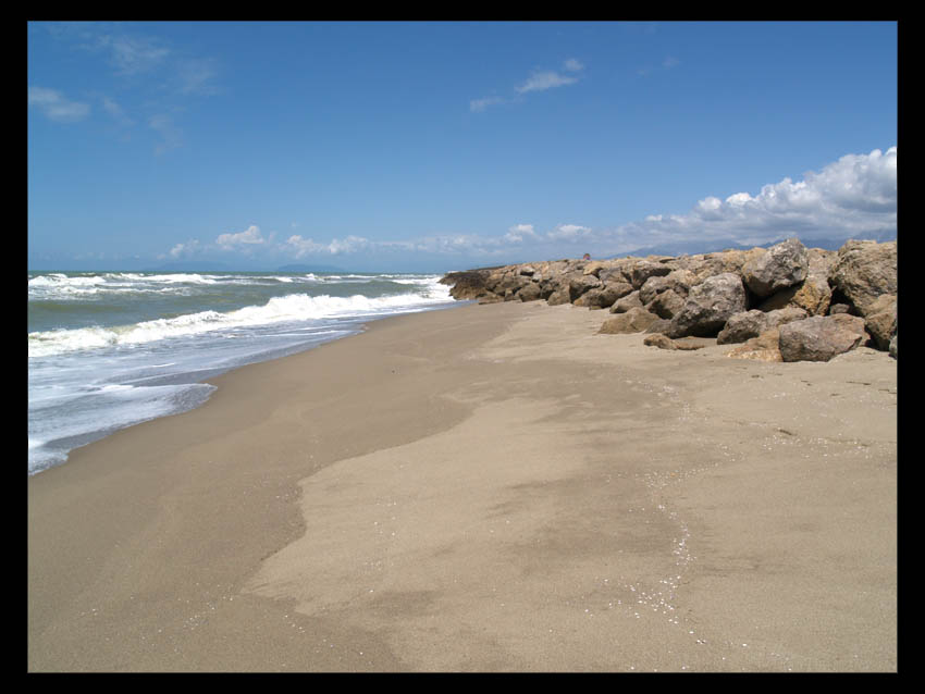 Spiaggia a viareggio in pausa pranzo