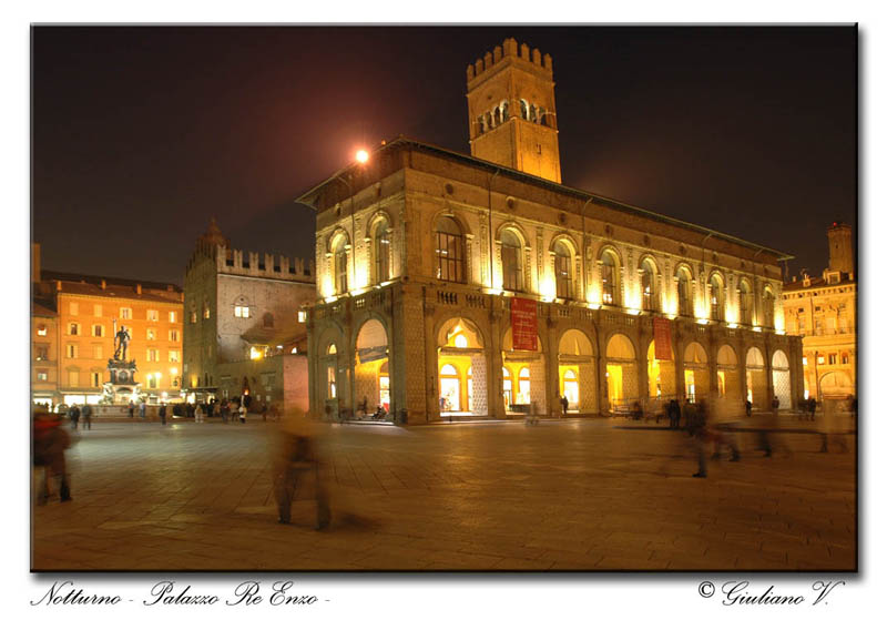Notturno - Palazzo Re Enzo -