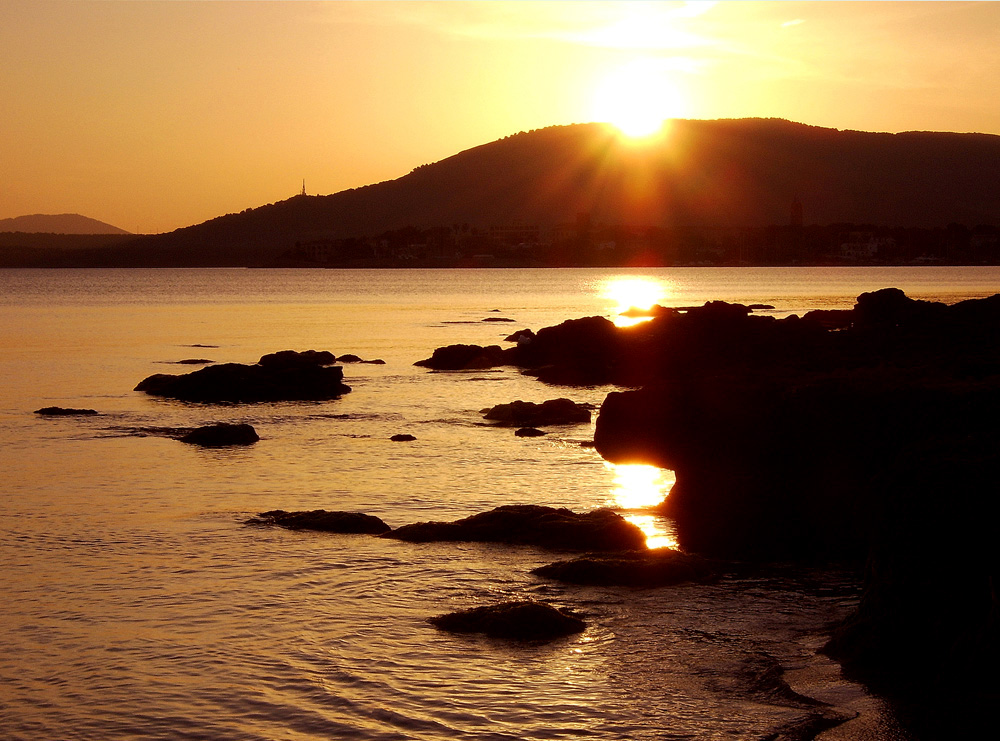 Tramonto verso Fertilia