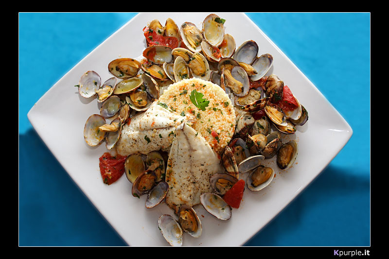 Filetto d'orata con vongole veraci e tortino di cous cous#2