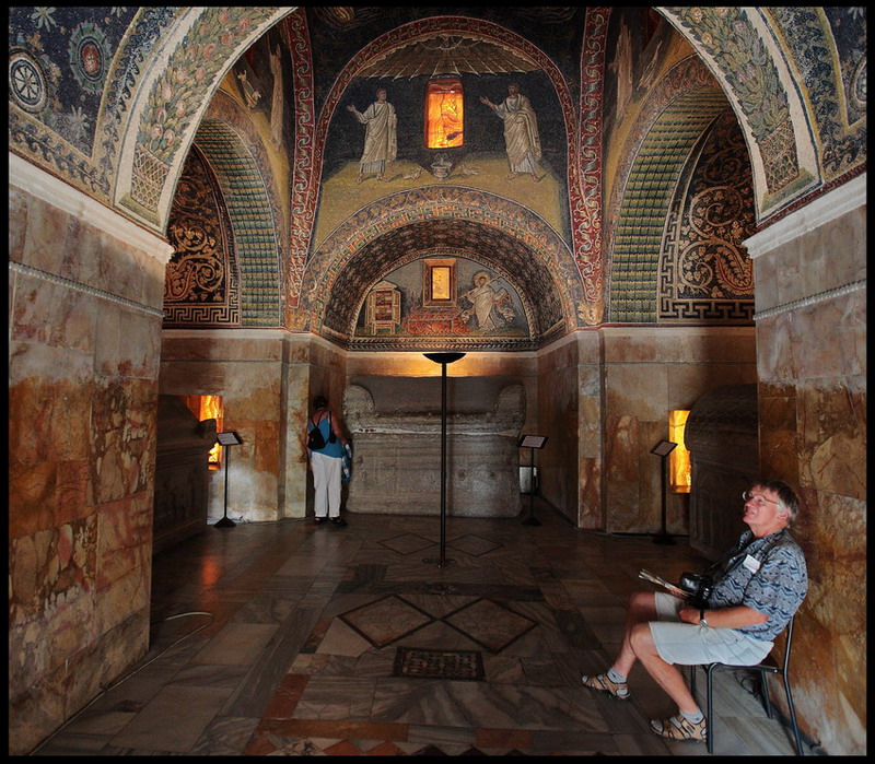 Sedendo e mirando...