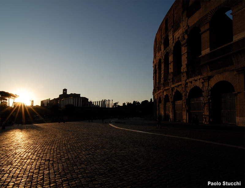 Colosseo al tramonto