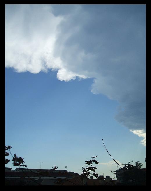 nuvole all'orizzonte