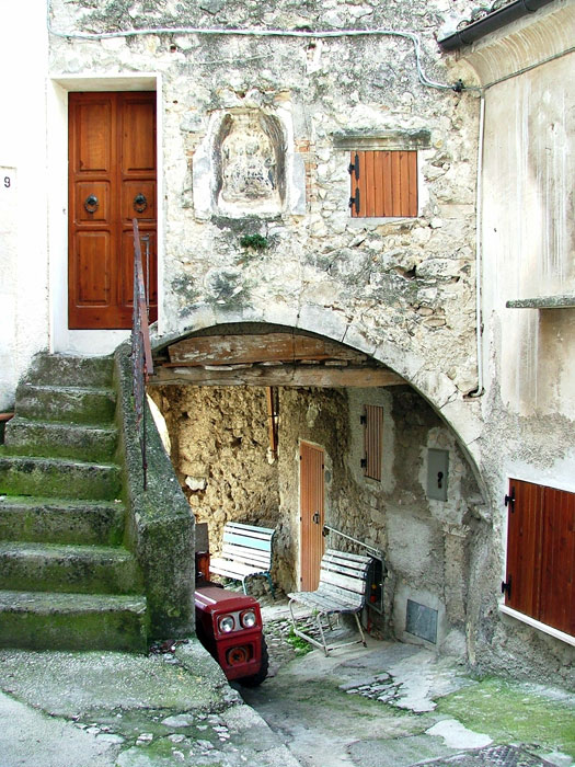 tra storia e campi - Fuji s5000