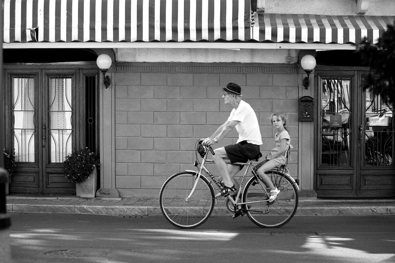 Con il nonno in bici