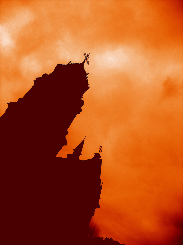 ...sotto un cielo in fiamme