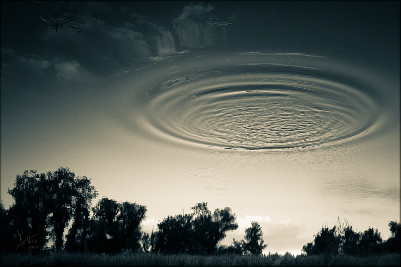 strani cerchi nel cielo