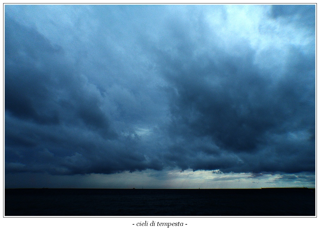 Cieli di tempesta
