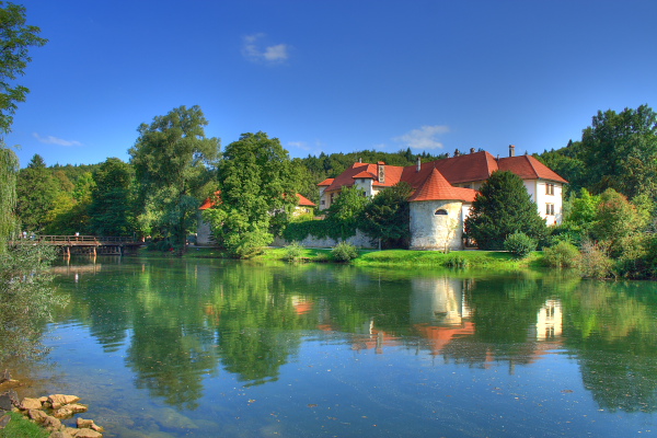 Test HDR 2 - Castello Otocec