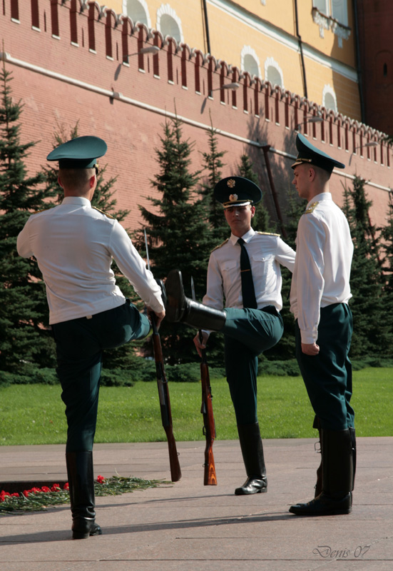 mosca ..cambio della guardia