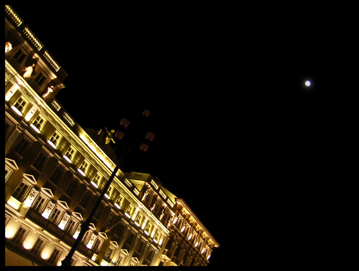 UNITA' NOTTURNA A TRIESTE