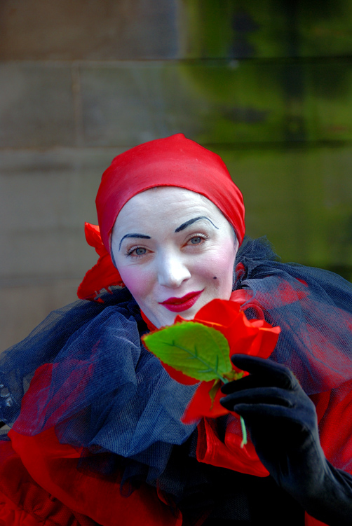 ritratto in rosso-repost