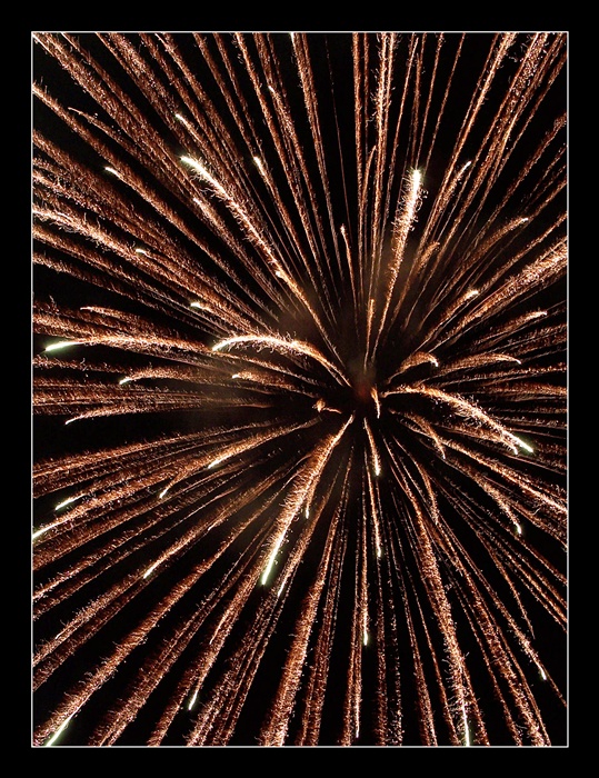 Fuochi d'artificio o salto nell'iperspazio ?