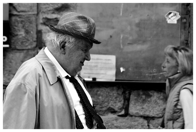 Ognuno sta solo sul cuore della terra....