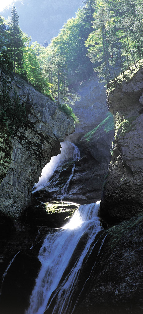 cascata pirenei