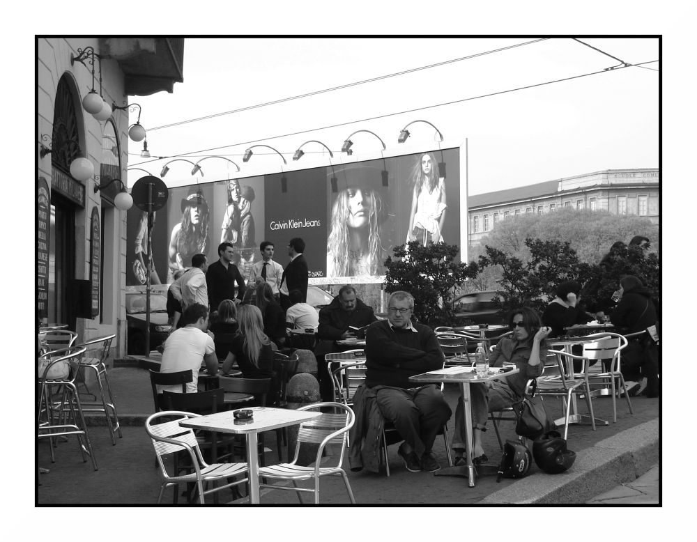 Gli Dei osservano la nostra noia