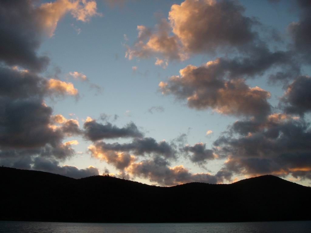 nuvole dopo il tramonto....