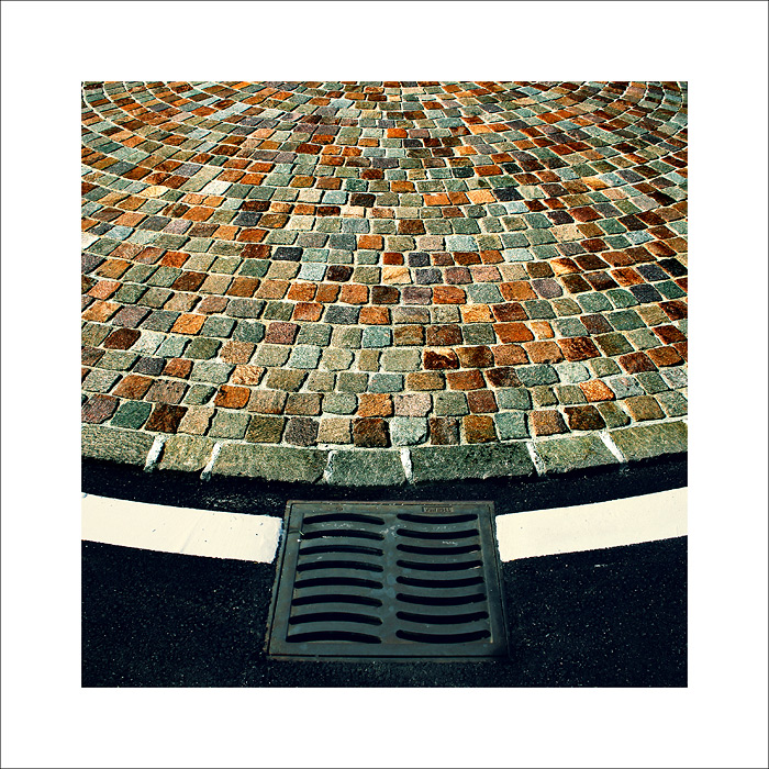 apri il cancello e sarai nel mondo dei colori!