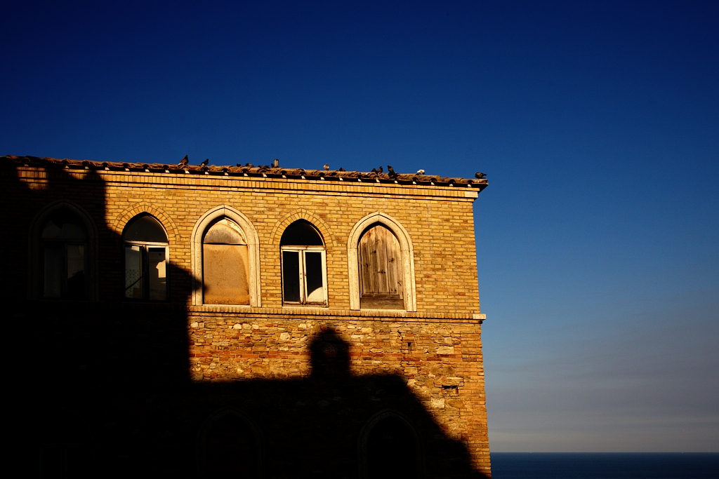 L'avanzata delle ombre