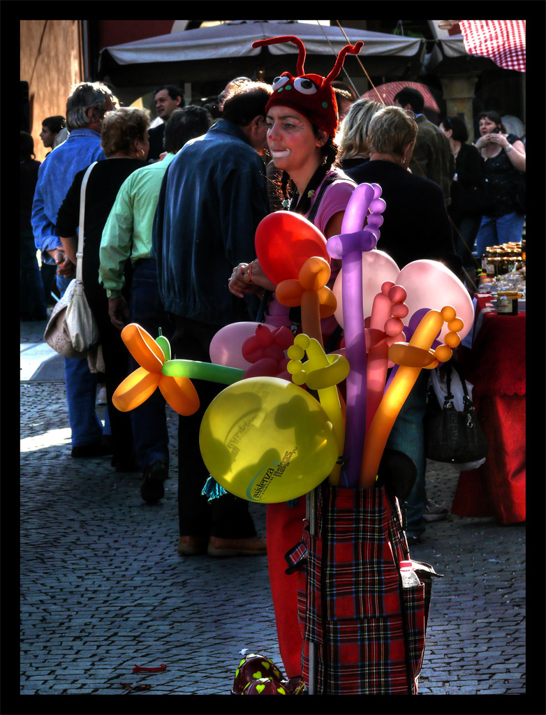 per vendere illusioni, bisogna saper.......sognare