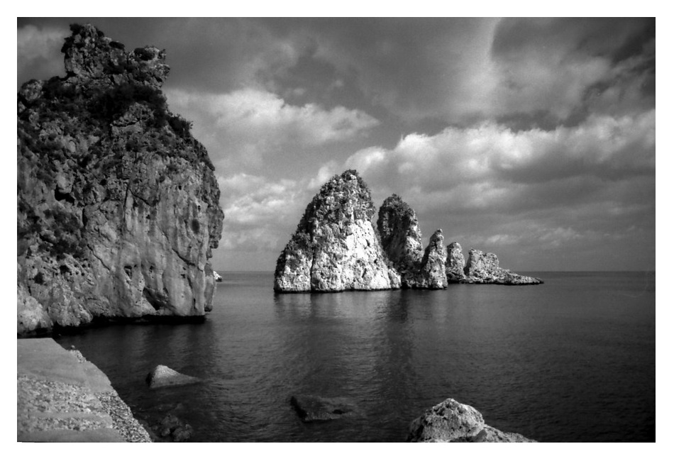 Faraglioni di Scopello