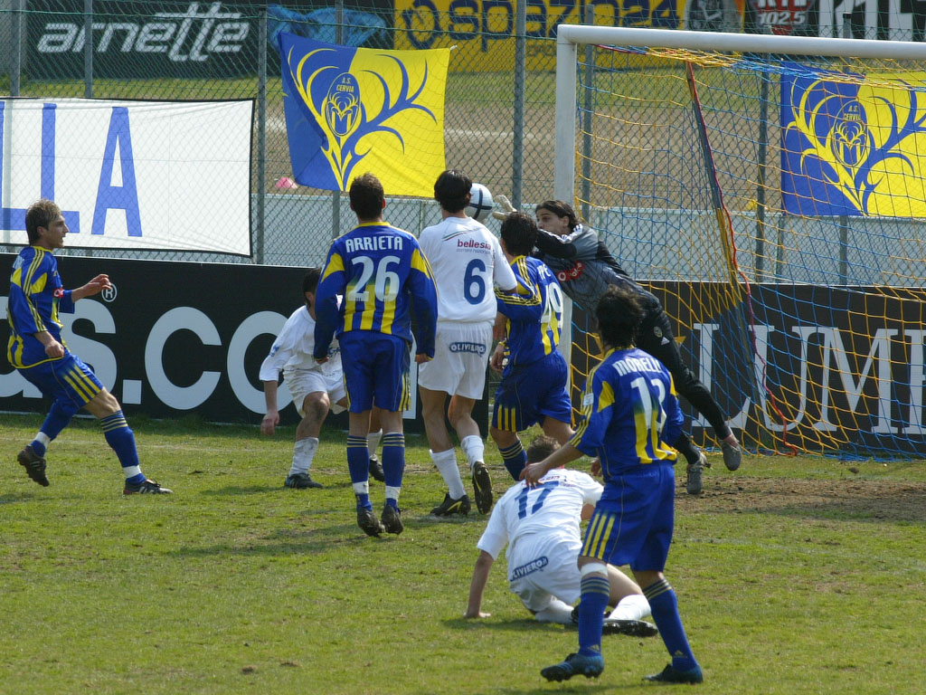 mischia in area del Cervia