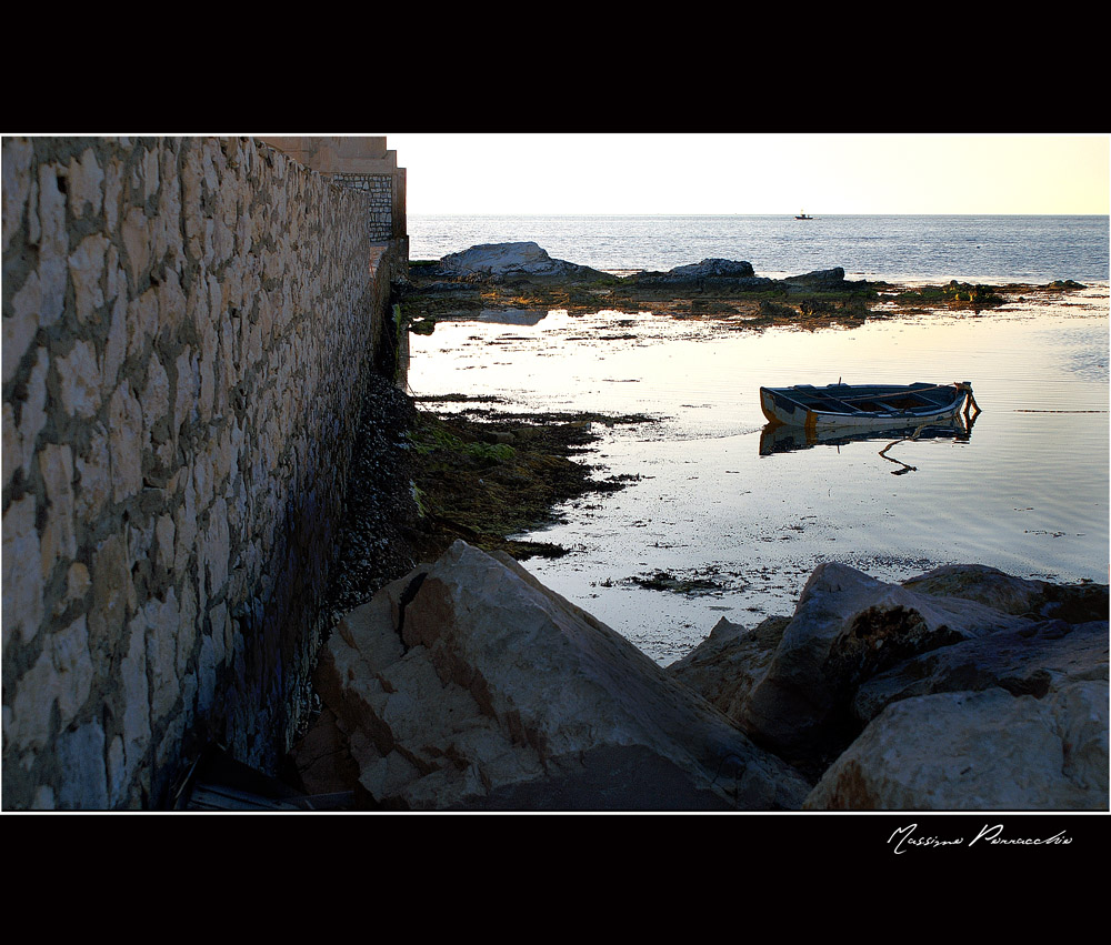 La barca abbandonata