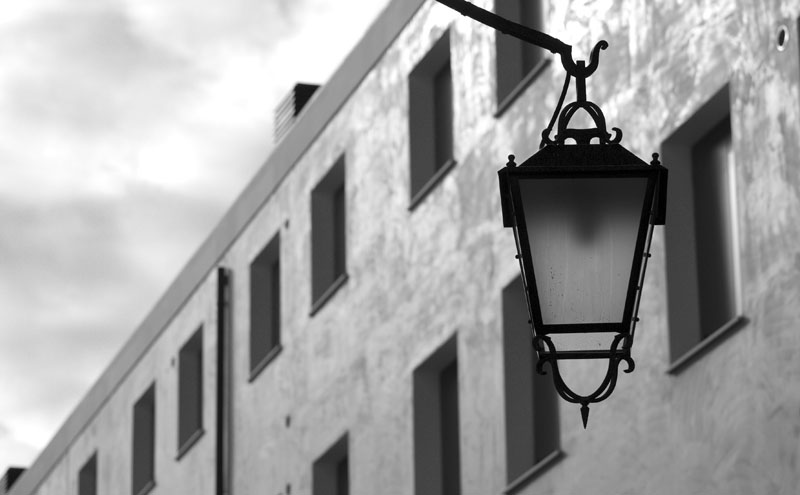 Lampione B/N particolare