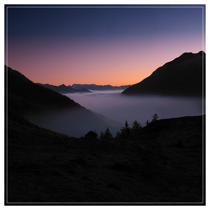 Mare di nebbia di notte...