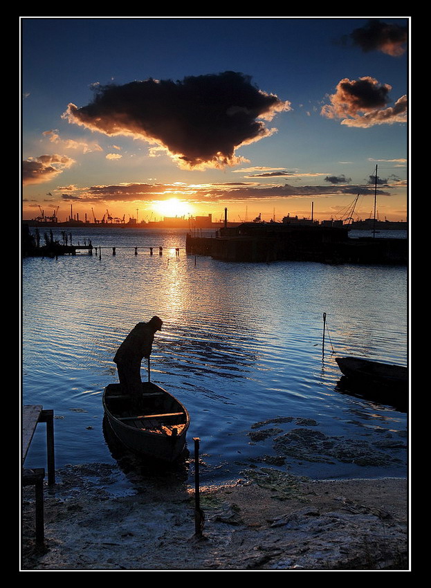 Salpando per la Notte...