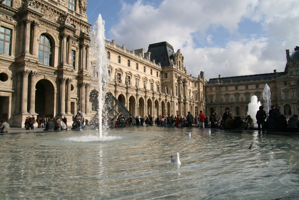 louvre