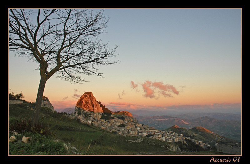Ultim raggi di sole autunnali