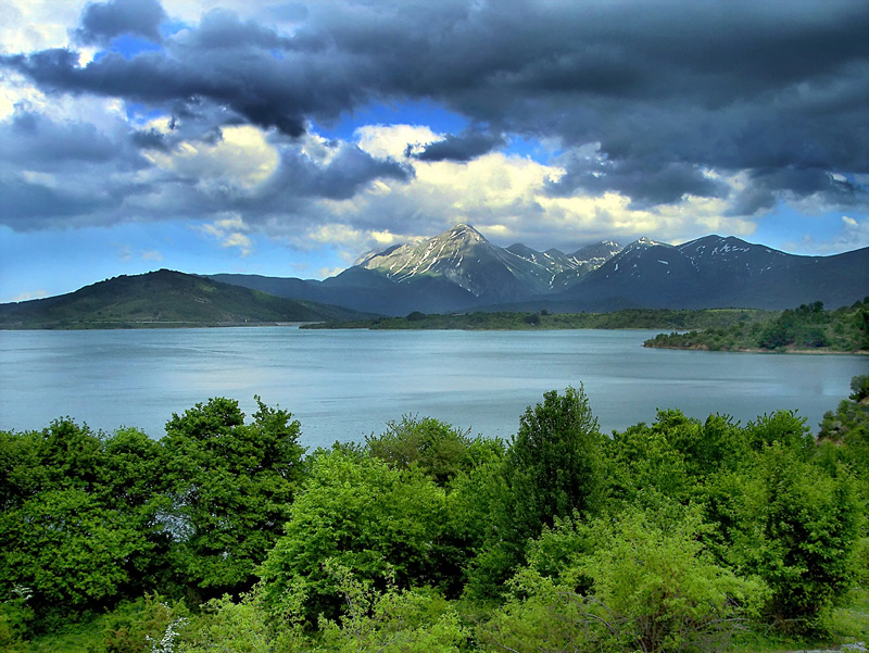 Tempesta in arrivo. (Lago di Campotosto-L'Aquila)