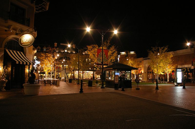 in piazza la sera....