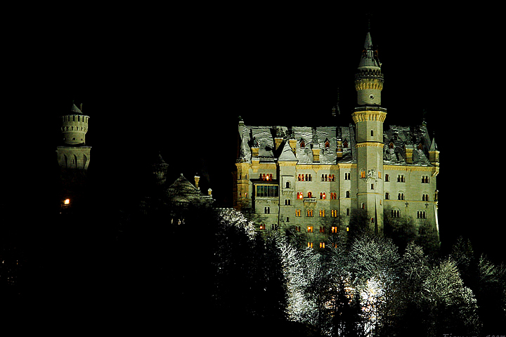 La notte a Neuschwanstein