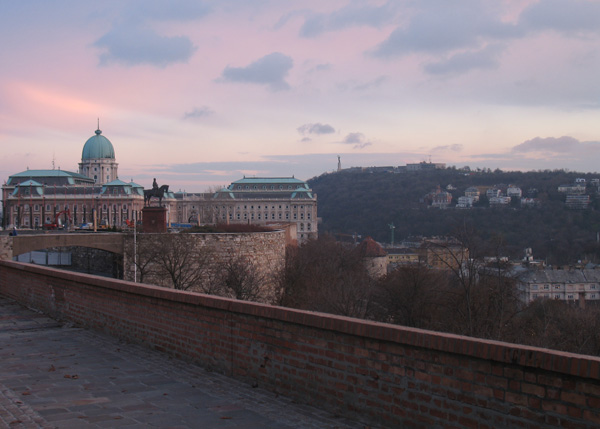 Palazzo Reale all'imbrunire - Budapest