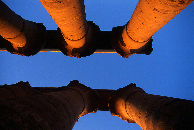Colonne del tempio al tramonto