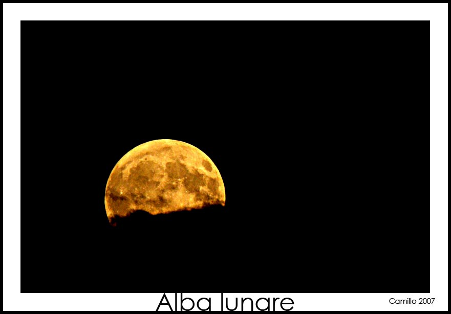 Alba lunare