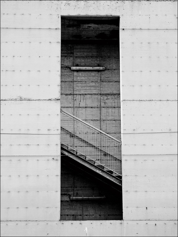 Periferia  (sottotitolo: ah, questi architetti..........)