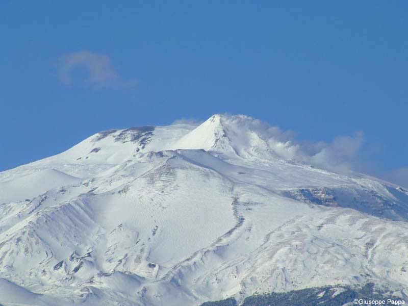 Etna innevata