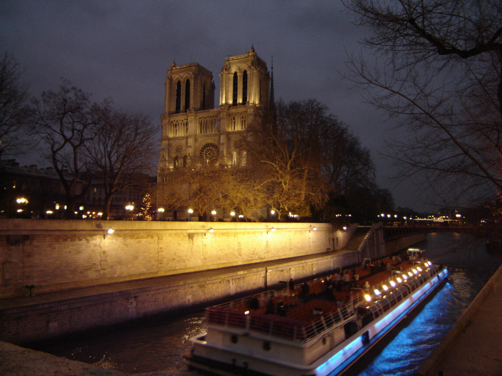 Cercavo..Esmeralda..