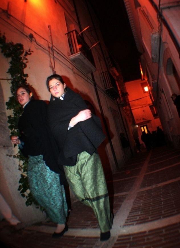 FREDDO NEI VICOLI DELLA CITTA VECCHIA