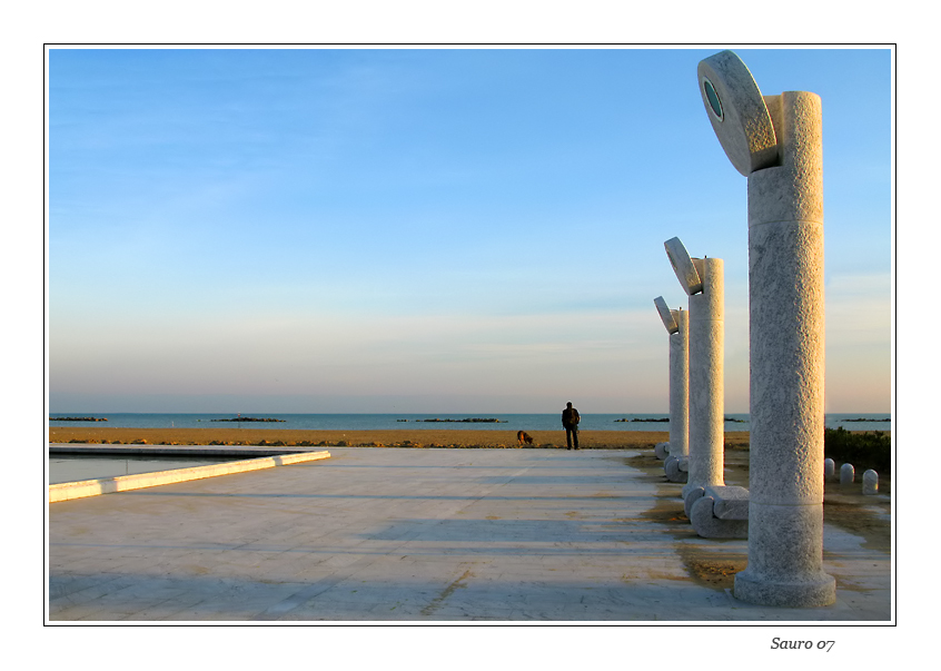 Ripensando al mare di fine stagione