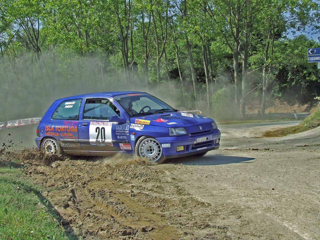 stai largo per inversione sx