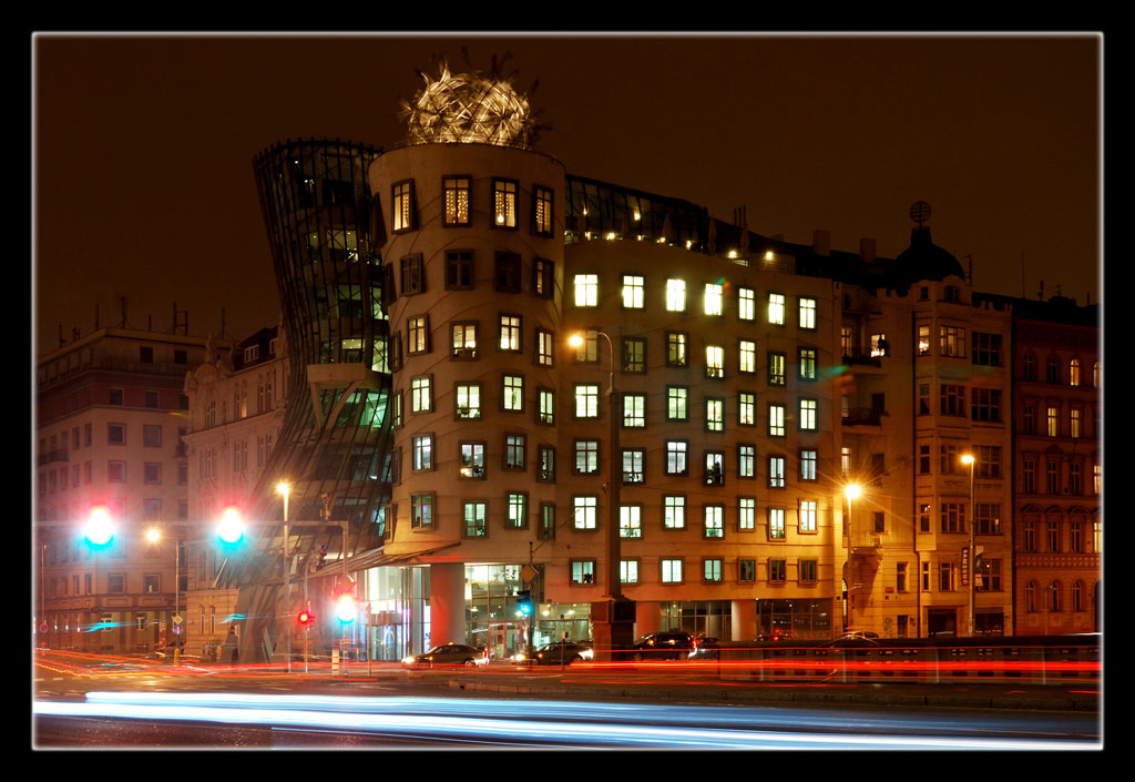 Praga - Dancing House (Ginger & Fred)