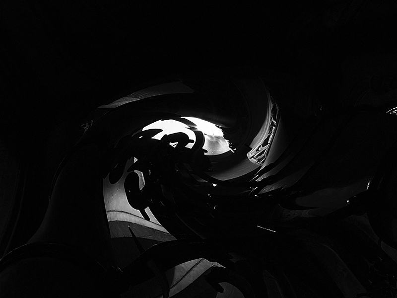 Nel nero vortice dei pensieri