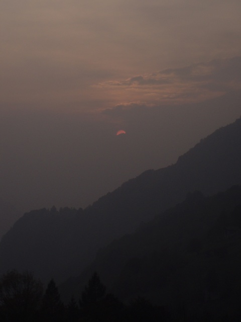 Tramonto sul confine